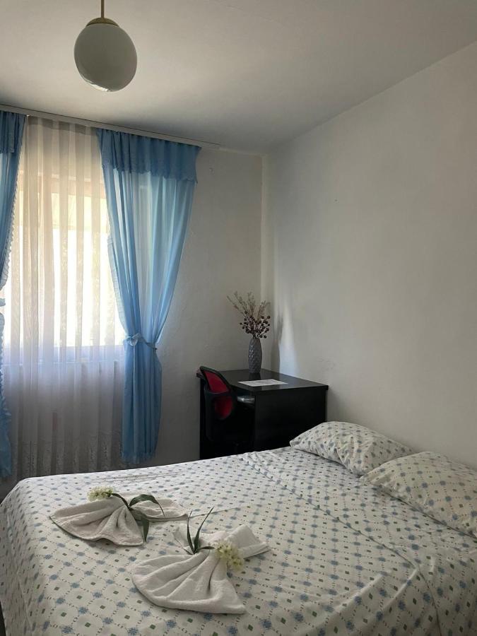Communist Style Room Shkodër エクステリア 写真