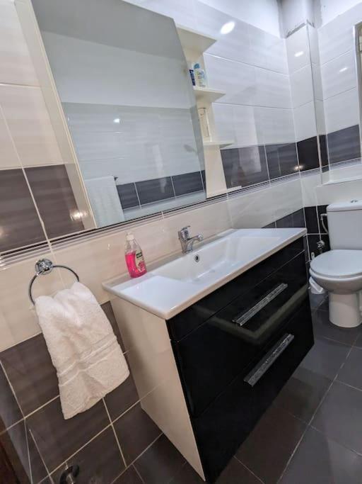 Communist Style Room Shkodër エクステリア 写真